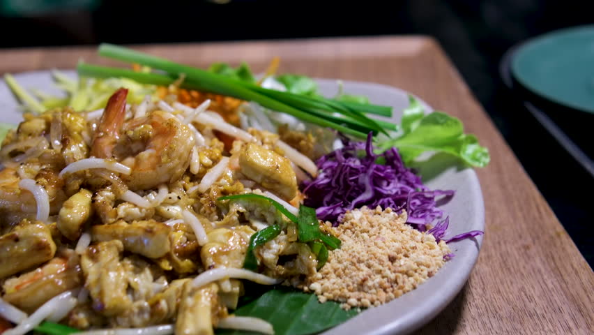 Glass noodle salad with shrimp