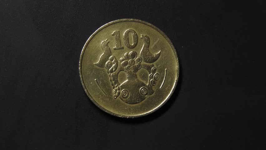 Cyprus 10 Cents 1983, Kayihan – Bronze coin featuring the Cyprus coat of arms (av.) and denomination with olive branch (rev.). Issued under the Cypriot pound. Collectible piece with historical value.
