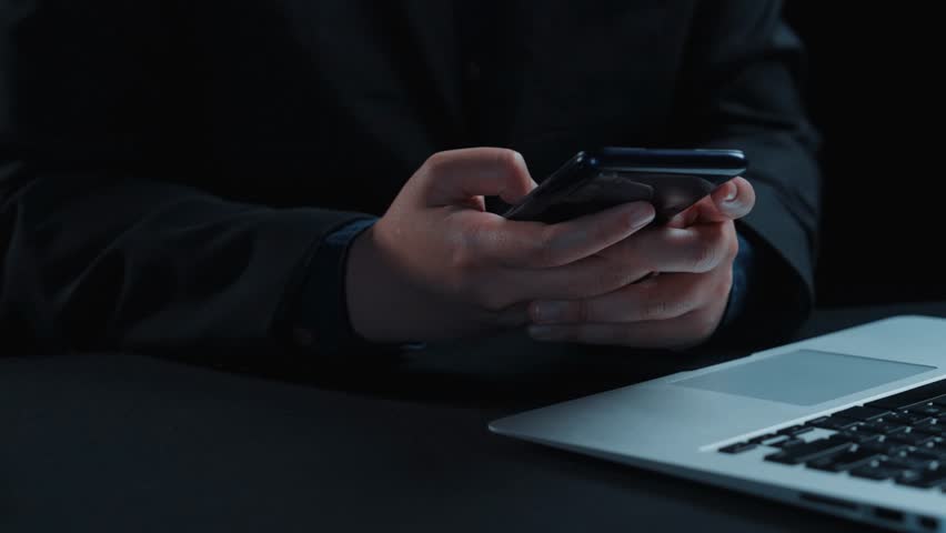 Conceptual image depicting digital data security. A padlock symbol appears with a smartphone and laptop, emphasizing the importance of cybersecurity and online protection. Qubit - Powered by Shutterstock - Get 15% off with code: PIKWIZARD15