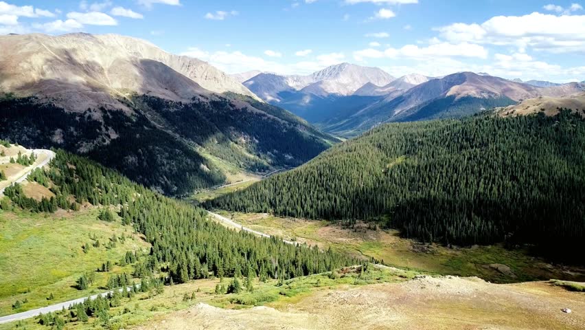 A beautiful mountain landscape in colorado on a sunny day