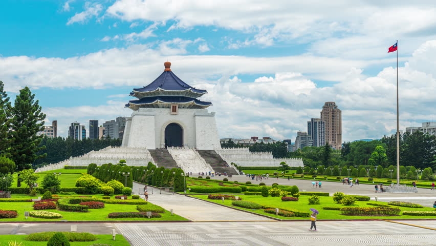 Time lapse of Chiang Kai Shek Memorial Hall in Taipei, Taiwan.