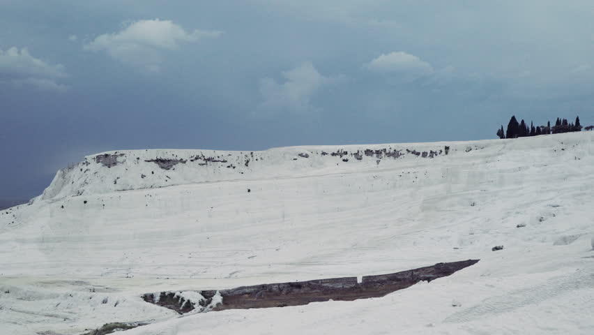 Step Into a Dream – Pamukkale’s Magical Travertines and Ancient History in Turkec