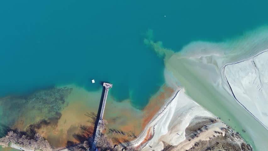 Glenorchy Mountain, Lake and dock