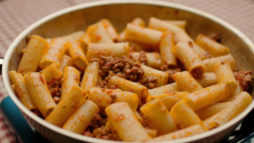 Cooking Pasta Bolognese in Frying Pan