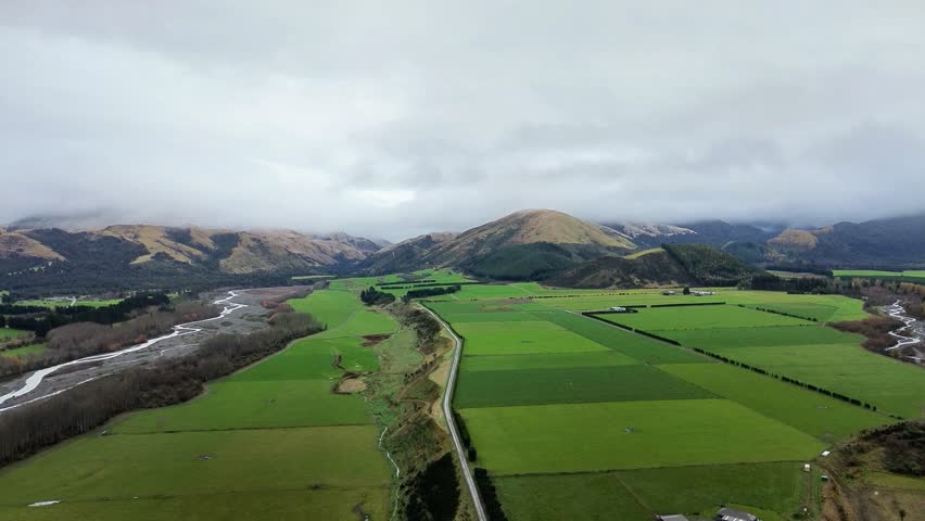 New Zealand way in the mountains
