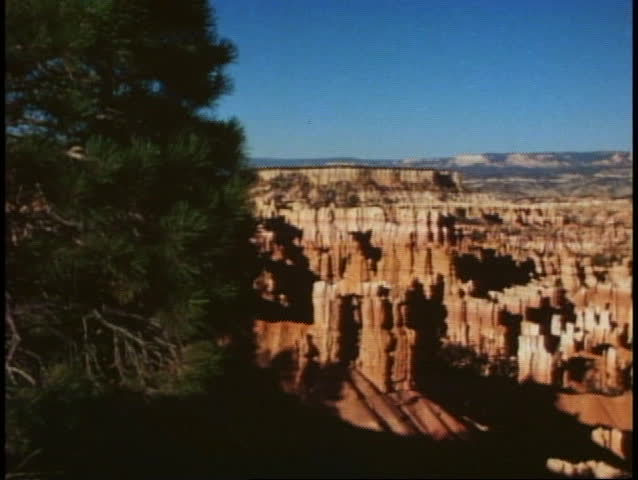 Bryce Canyon National Park, Utah, wide shot, pan right, classic view