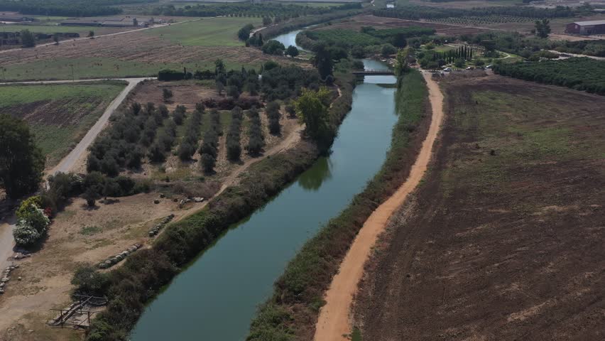 Alexander Stream National Park along the stream from the Turtle Bridge to the Samara Ruins
