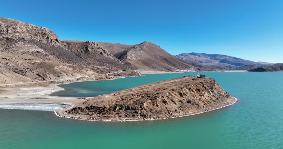 Aerial footage of  beautiful landscape of Yamdrok Yumtso lake in Tibet, China
