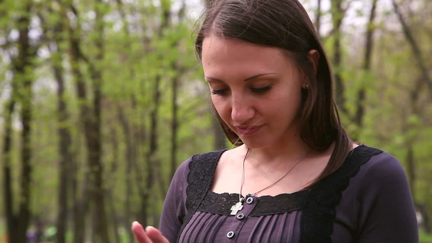 woman playing in the tablet 2