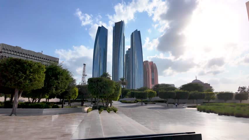 Etihad Towers Abu Dhabi – Modern Skyscrapers and Iconic Landmark Architecture in UAE
