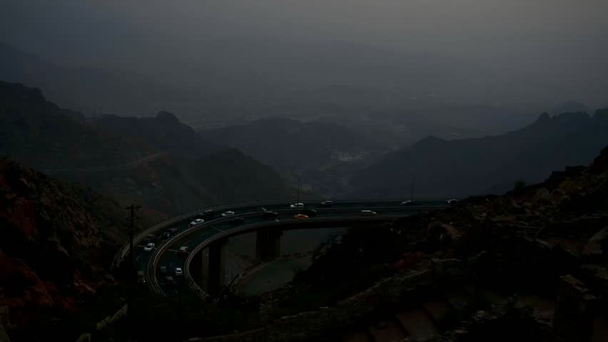 A video of Taif Mountain road during cloudy day 