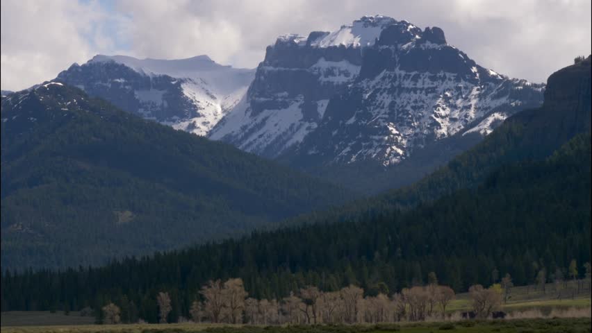 Fall snows cover the high peaks in the upper Lamar Valley in Yellowstone National Park. 