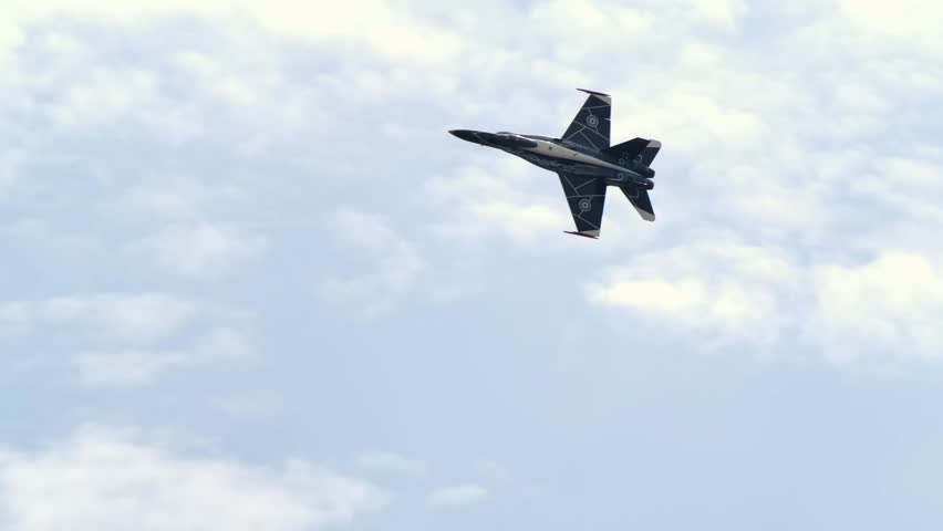 solo display of the rcaf f-18 hornet at abbotsford airshow track 4k video