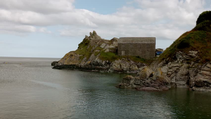 seafront apartments looking out onto the beautiful ocean landscape at Polperro