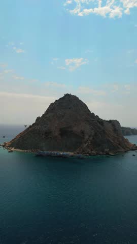 A stunning 4K aerial vertical view of Suluada Island, often called the “Turkish Maldives, Turkey_01