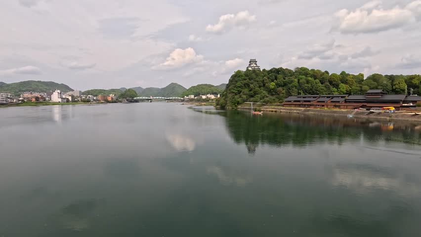 Kiso River and National Treasure Inuyama Castle .