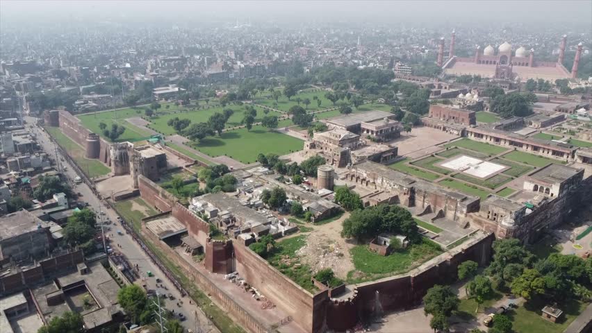 Lahore Fort and Badshahi Mosque
A historic Mughal-era structure in Pakistan. In background is Badshahi Mosque which was built between 1671 and 1673 by the Mughal emperor Aurangzeb.