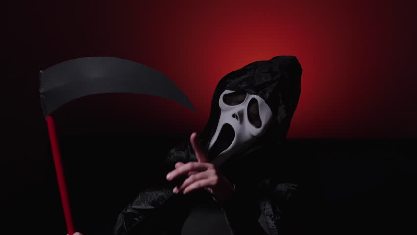 Ghoulish figure ready for a haunting Halloween night