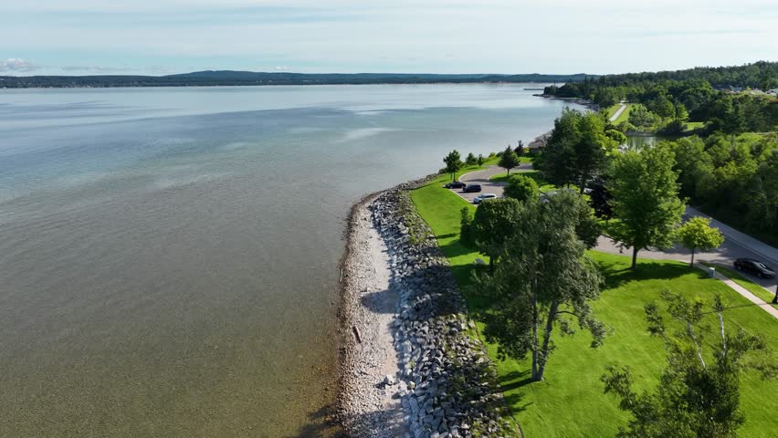 A quick motion pan over the shoreline of Lake Michigan.
