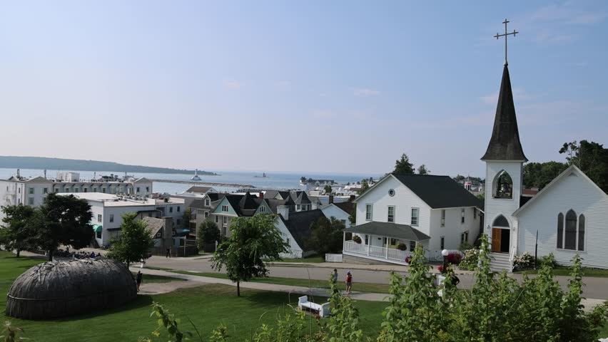 Wide shot pan of Mackinac Island in Michigan.