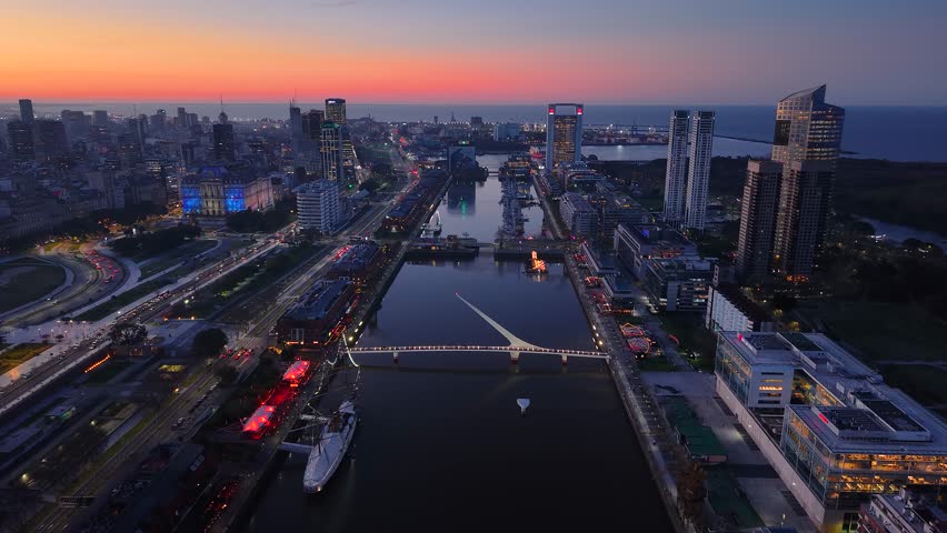 Aerial view of the "Women