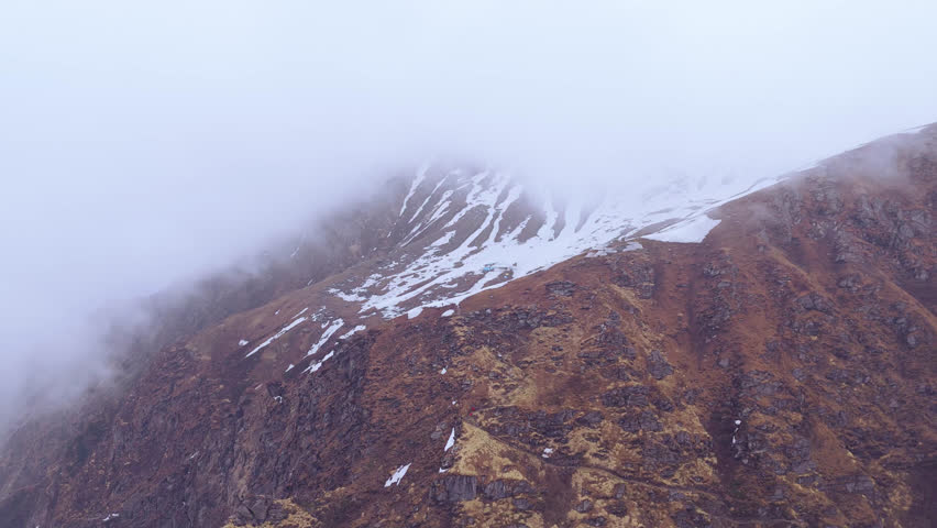 Mountains in Disguise – When Clouds Take Over the Skyline