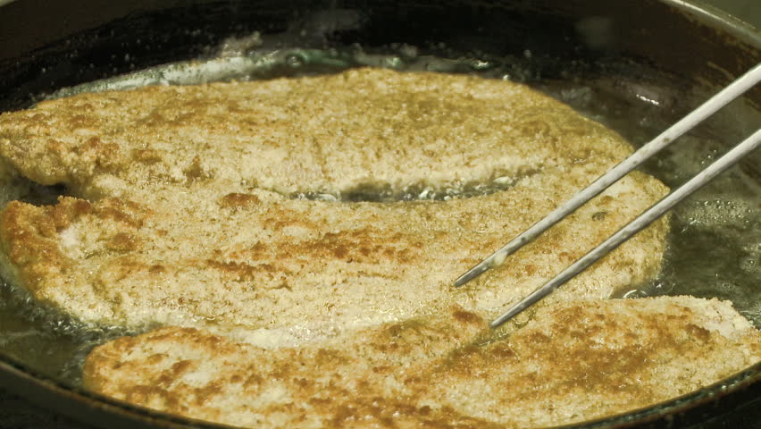 Schnitzel / Chip in pan
