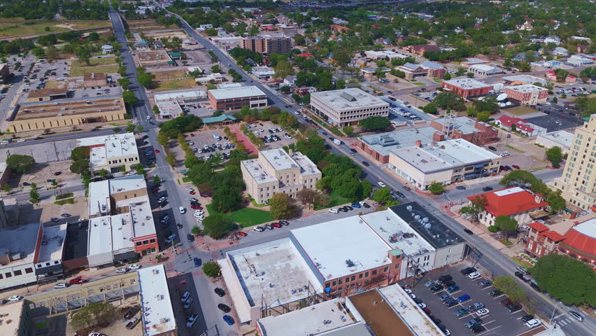 Temple Texas town square and city skyline.