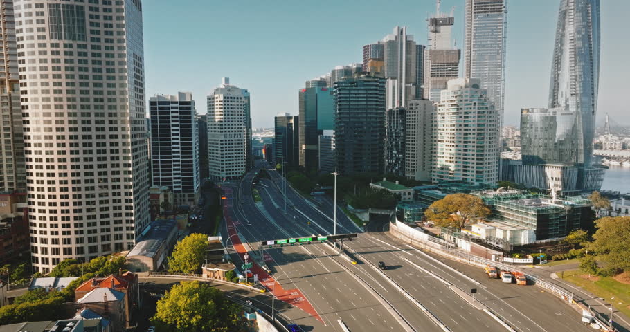 Australia, Sydney: cars driving highway road through Sydney