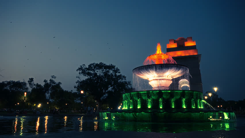 Tricolor Waterfall Fountain Near India Gate Evening View