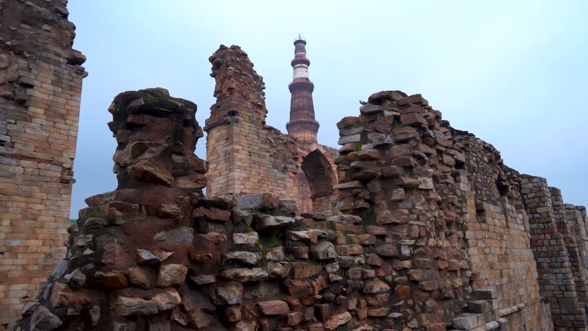Qutub Minar and Blue Sky, Iconic Landmark of Delhi