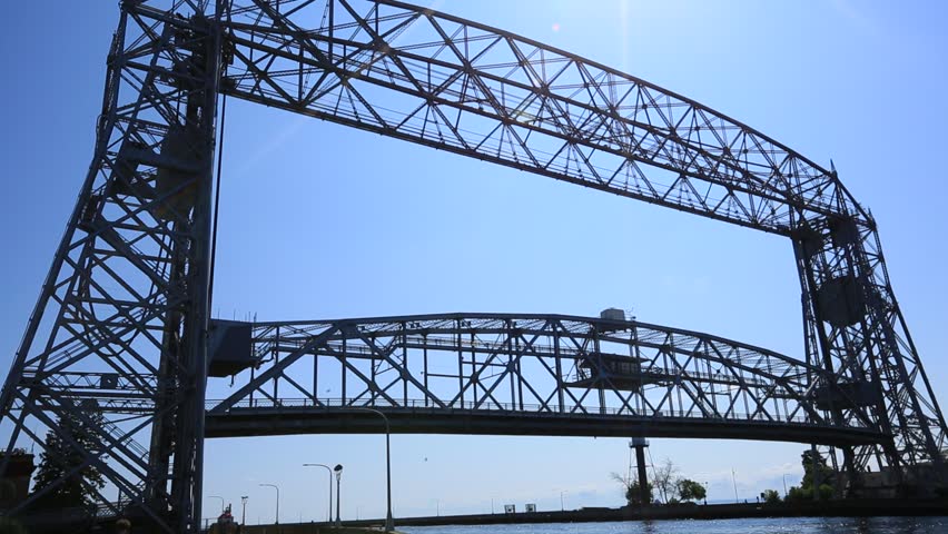 The Aerial Lift Bridge moving down - Duluth, Minnesota