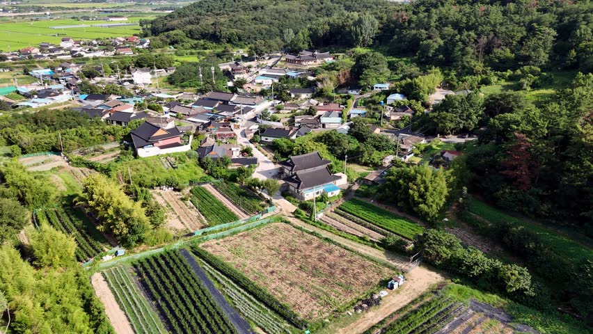 South Korea - Traditional Village Gyeongju Hanok Drone 4k