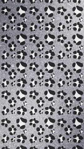 Vertical Heisei gal style silver glitter and leopard print background animation