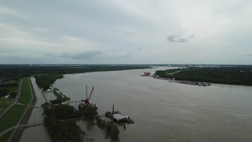 the mississippi river in luling Louisiana