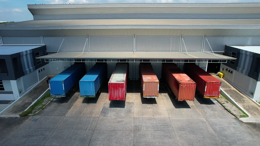 Warehouse Container truck, general distribution center