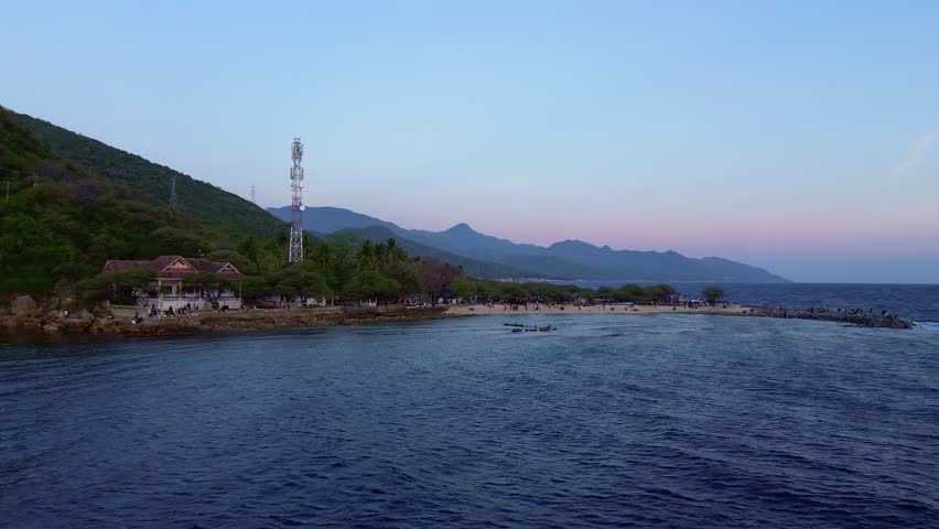 Scenic Beach at Dusk with Coastal Views