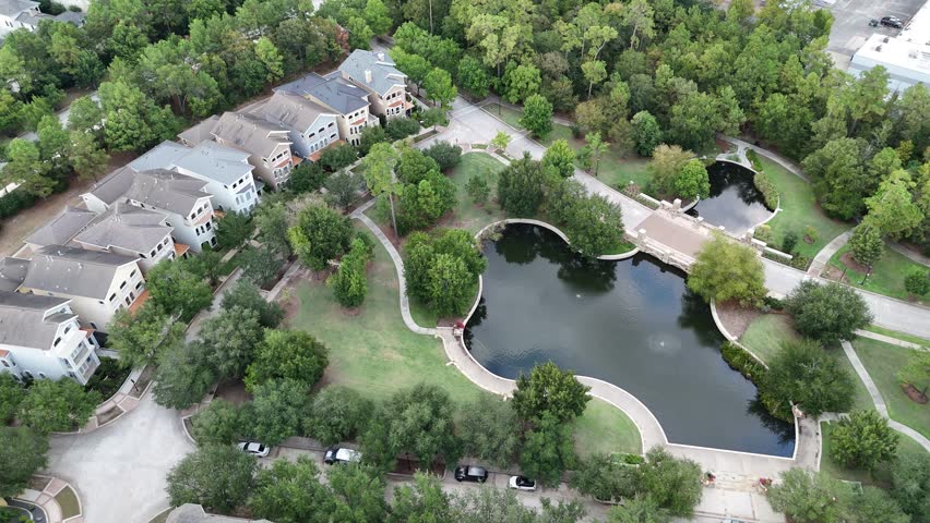 Aerial view of luxury houses next to a small park, Woodlands, Houston, Texas, USA	
