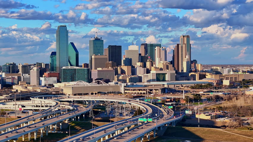 Downtown Dallas hyperlapse in the evening. 