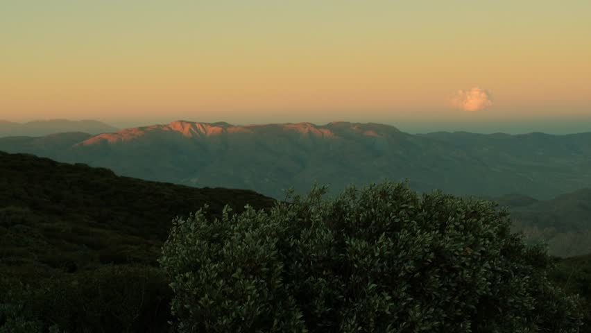 Sunset golden hour at Laguna sawtooth mountains, pacific crest trail, garnet peak in san diego county