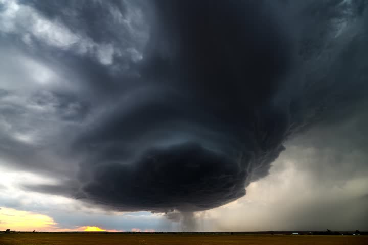 UFO Supercell | Tucumcari, New Mexico - Timelapse of a large, round, very sculpted supercell spinning nearly stationary overhead.  