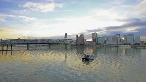 Portland Oregon Cityscape with Hawthorne Bridge, Water Reflection and Fast Moving Clouds at Sunset Timelapse 1920x1080