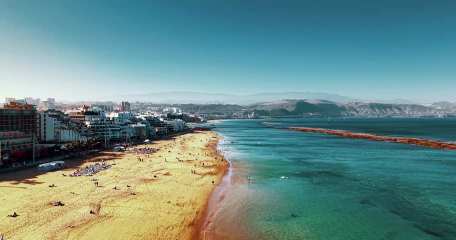 “Gran Canaria Coastline — Aerial View of Las Palmas, Spain’s Scenic Coastal Landscape”