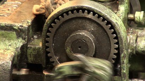 processing of metal parts with old plant machines 
