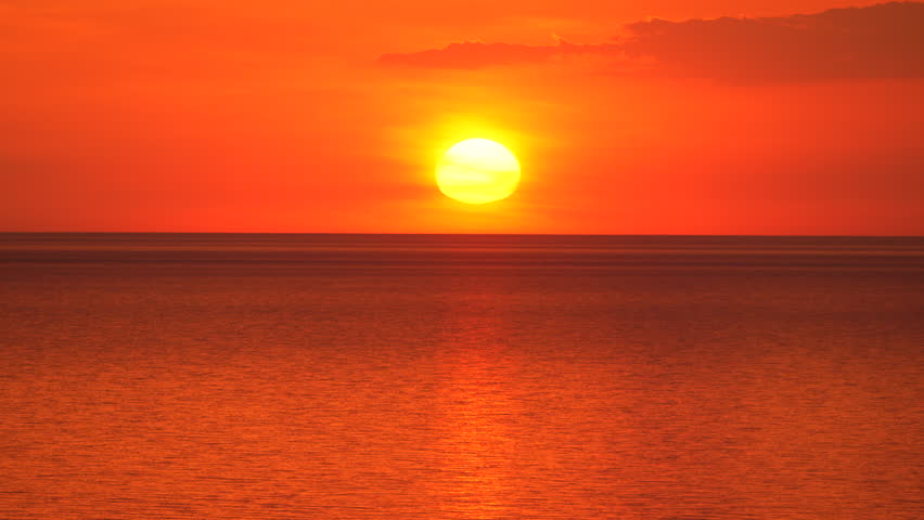 Stunning Sunset Over the Ocean