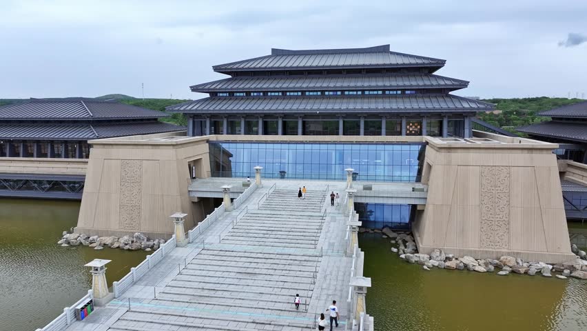 Chinese  ancient architecture,It is located along the Weihe River in Xianyang City, Shaanxi Province.