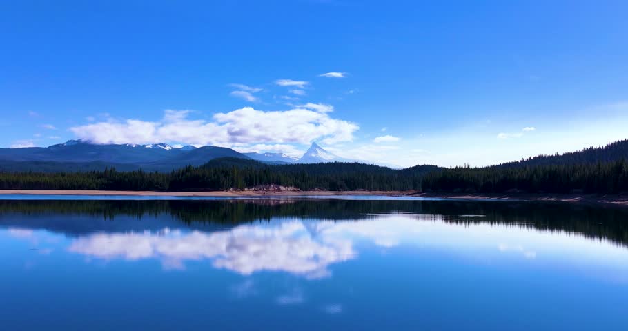Drone Footage Lemolo Lake Oregon Low Water Reflection Scene