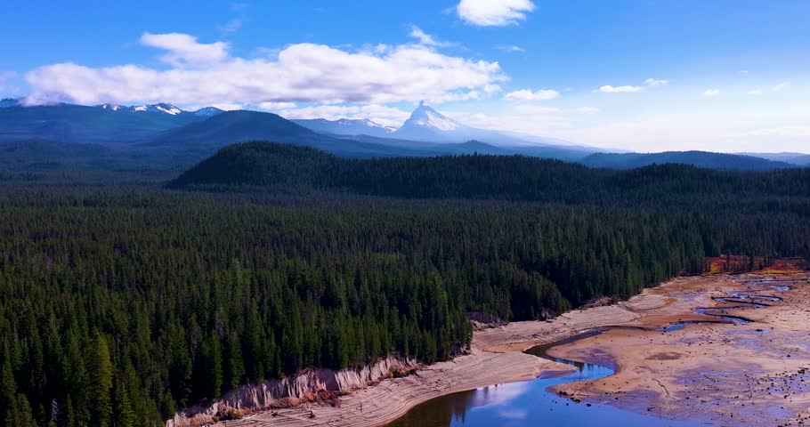 Drone Flight Over Umpqua National Forest Oregon Aerial Landscape