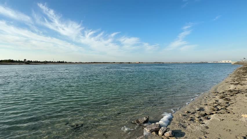 Sunny Afternoon at Tropical Beach
Bright afternoon sun shines over a tropical beach with gentle waves and soft sand, perfect for travel, summer, and lifestyle projects.