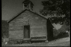 1940s - Good footage of poor Tennessee and Southern farmers in rural America in the 1930s.